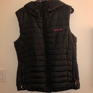 Bench puffer vest